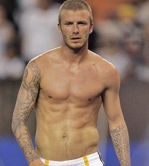 002002-david-beckham-topless.jpg