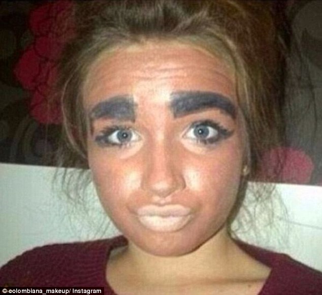 00578-3162111-The_recently_favoured_Scouse_brow_gets_a_jumbo_makeover_in_sever-a-5_1436959163041.jpg