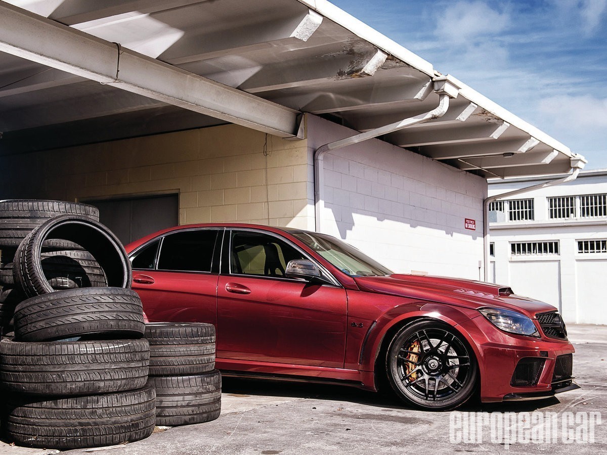 05-2008-mercedes-benz-C63-AMG-black-series-widebody-kit.jpg
