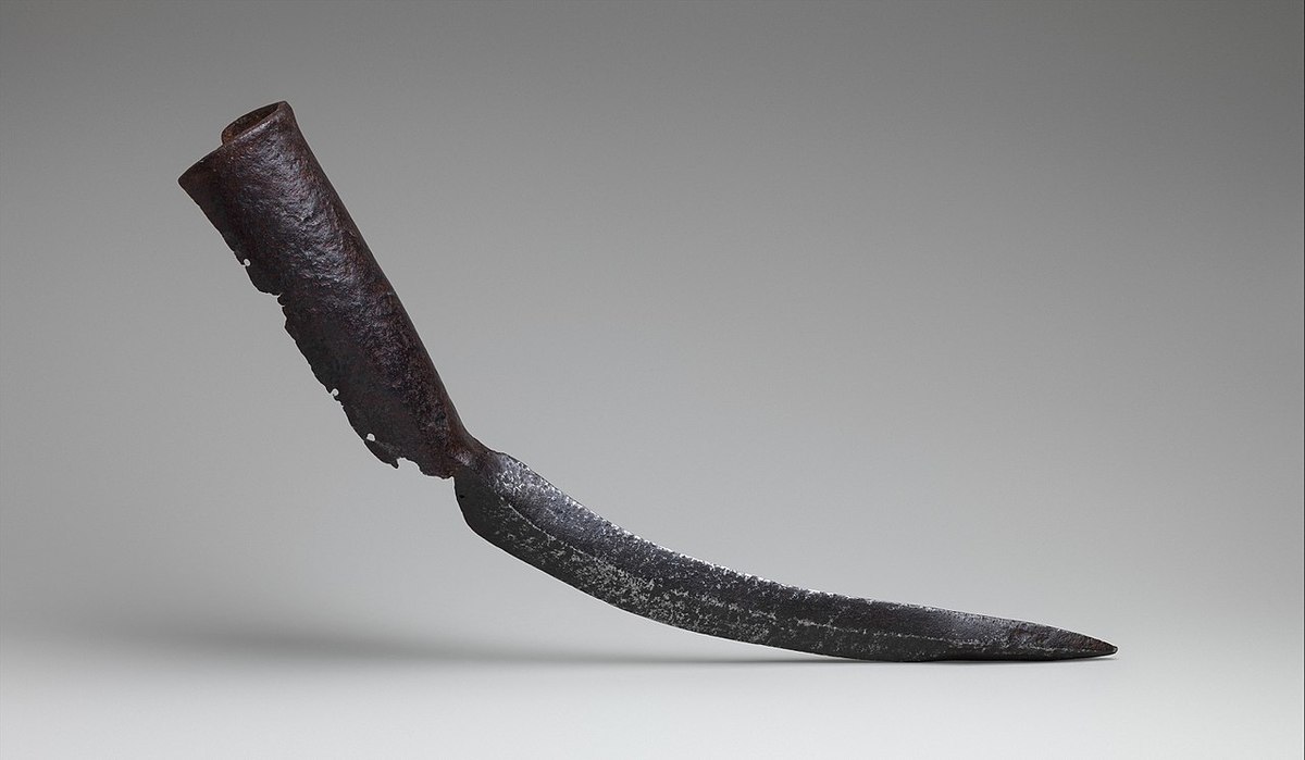 1280px-Elephant_Sword_MET_DP350518.jpg
