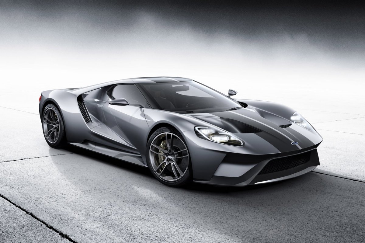 133850-fordgt-silverstripes-01-hr.jpg