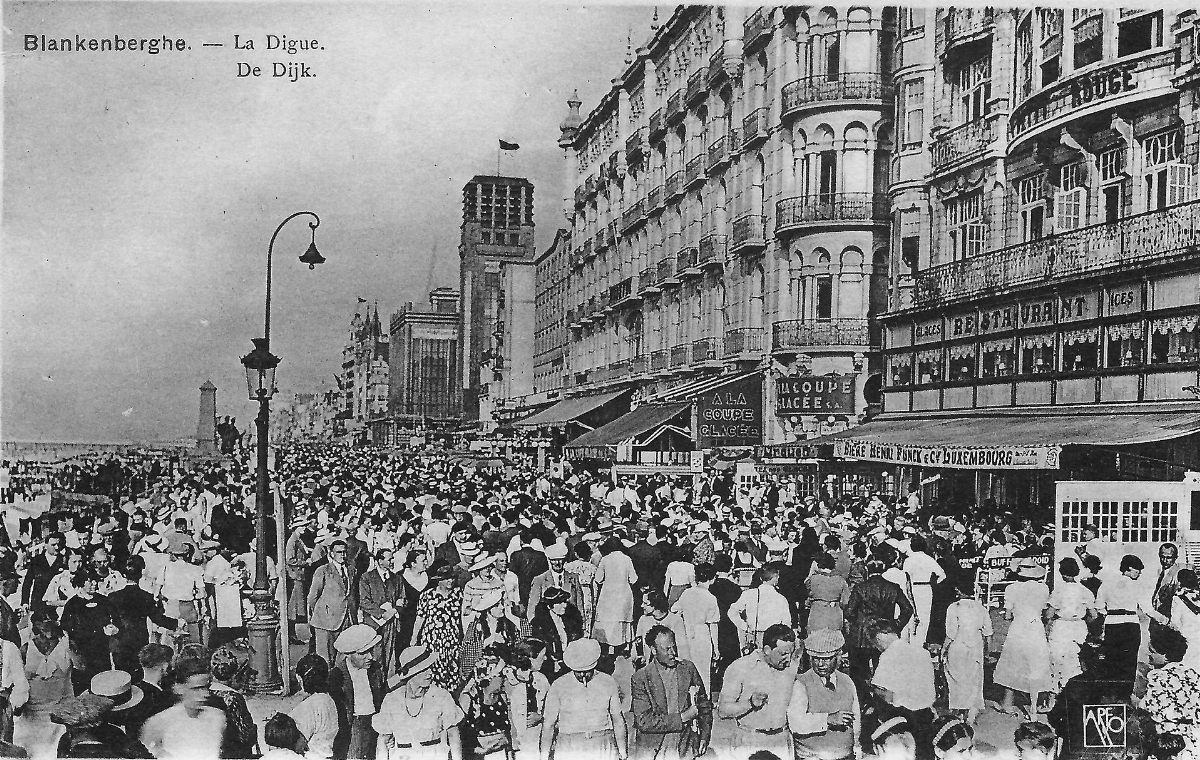 1920px-Blankenberghe_dijk.jpg