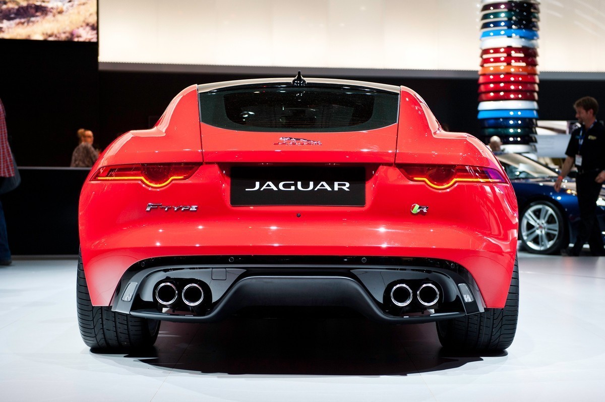 2015-Jaguar-F-Type-Coupe-rear-end.jpg