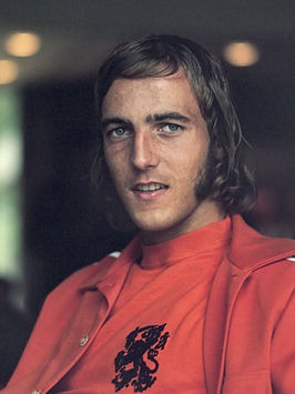 266px-Johan_Neeskens_1974.jpg