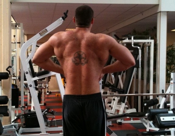 8-4-2011 - back latspread.jpg