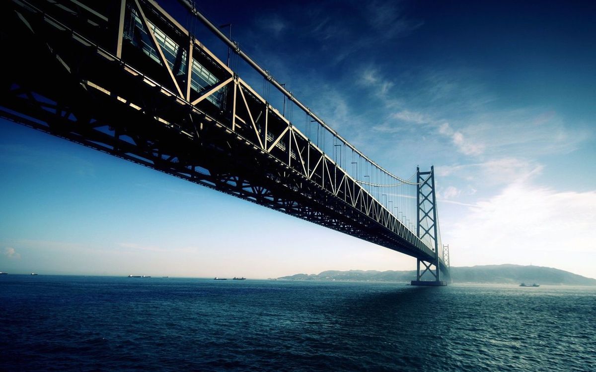 akashi_kaikyo_bridge_in_japan_wide.jpg