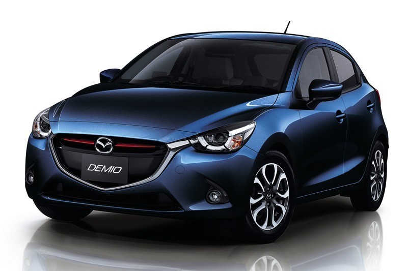 all-new-mazda2-goes-on-sale-in-japan-from-135-million-yen-video_7.jpg