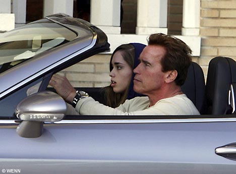 Arnold-Schwarzenegger-and-daughter-Christina-2.jpg
