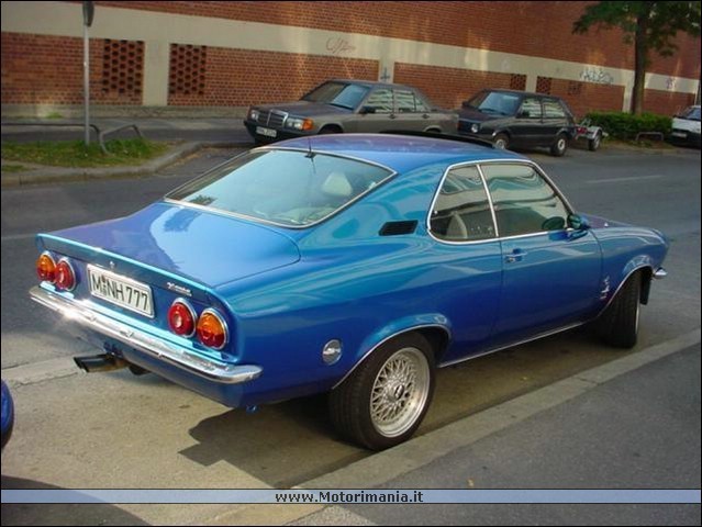 b_opel_manta_13.jpg