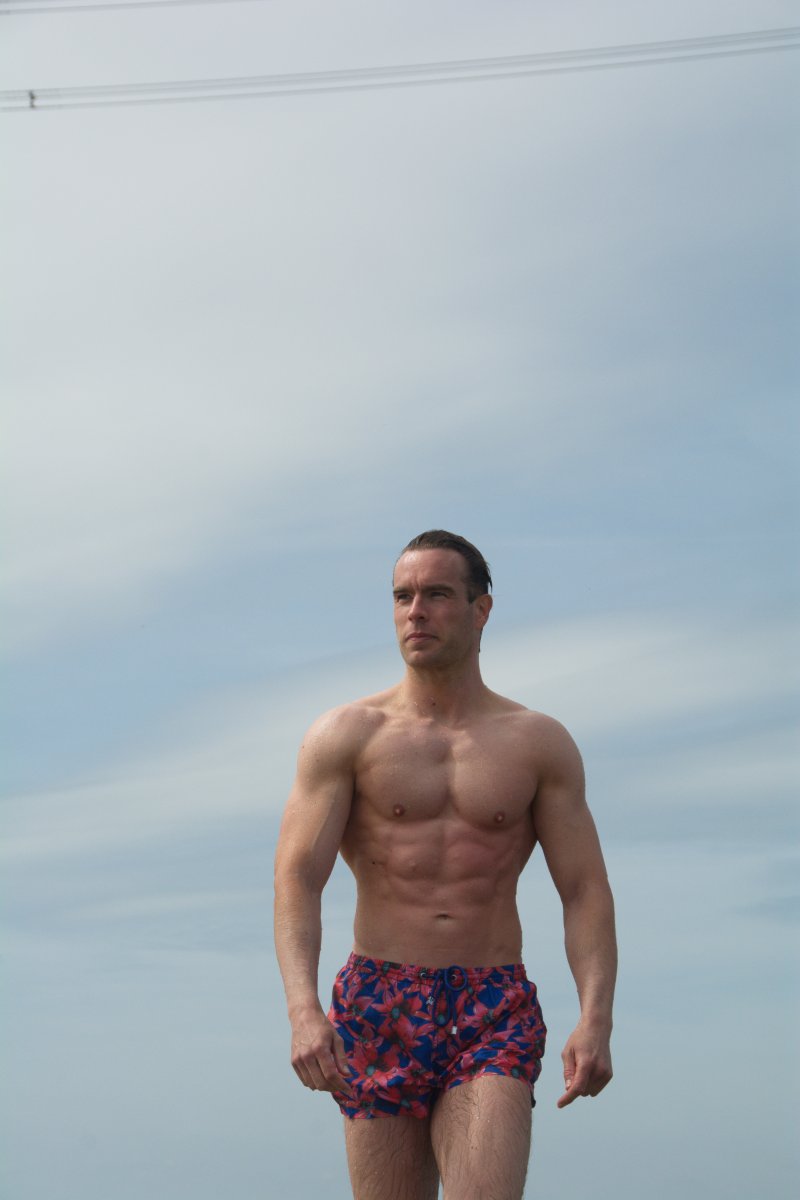 beach fysiek kleur met been1653557811529.jpg