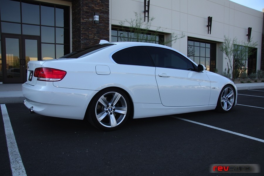 bmw-335i-white-coupe.14.jpg