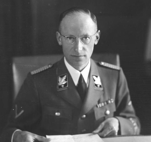 Bundesarchiv_Bild_183-J02034,_Herbert_Backe.jpg