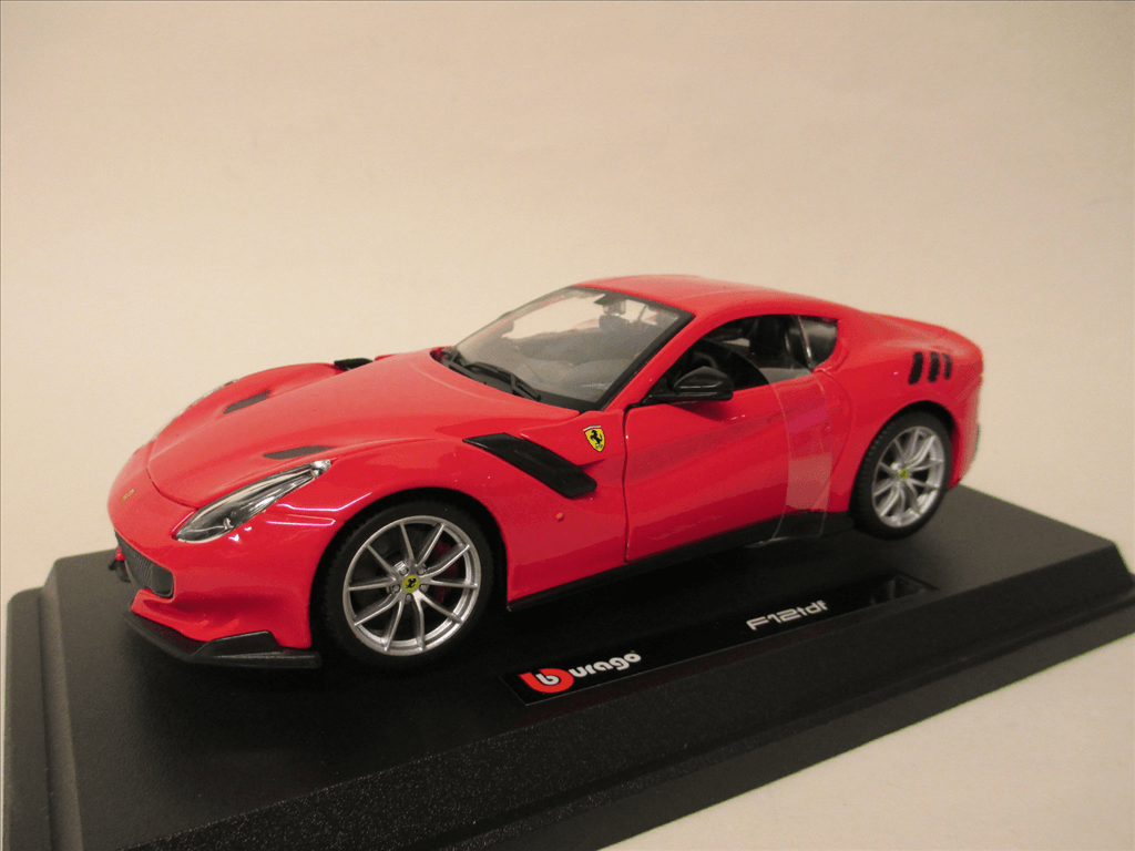 bur26021df-ferrari-f12tdf_thumb.png
