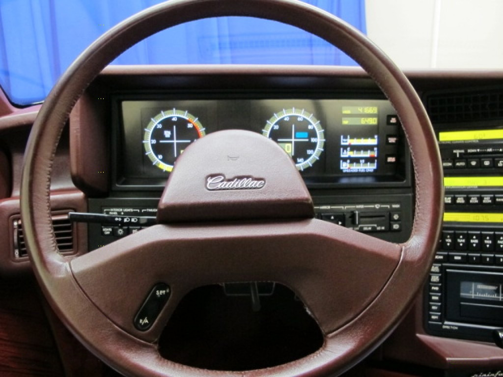 cadillac_allante_dashboard.jpg