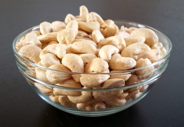 cashew%202.jpg