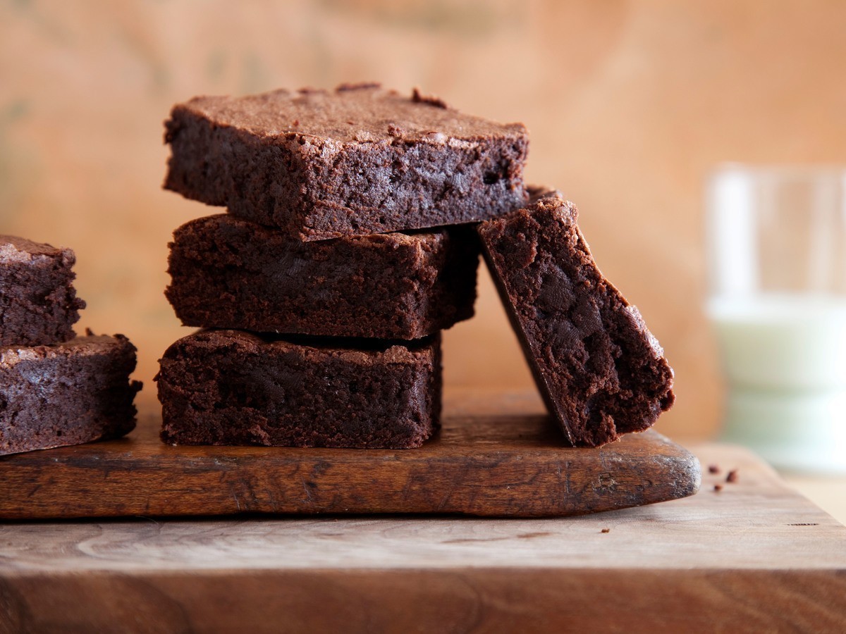CC_Alton-Brown-Cocoa-Brownies_s4x3.jpg