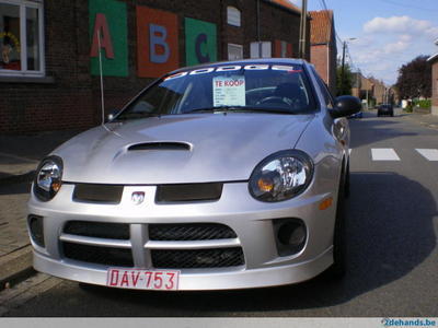 Chrysler-Neon_9706388.jpg