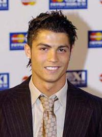 cristiano_ronaldo_razored_haircut145.jpg
