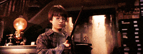 daniel-radcliffe-birthday-july-23-2013-harry-potter-gifs-wand.gif