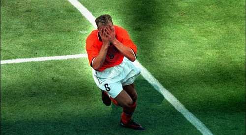 dennis_bergkamp1.jpg