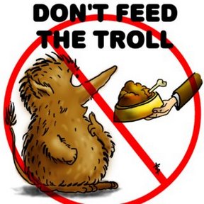 Dont%20feed%20the%20troll.jpg