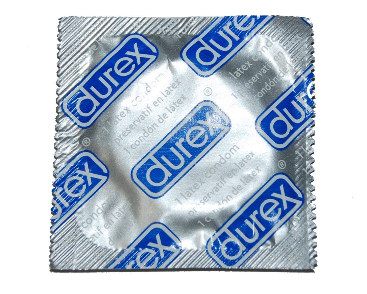 Durex_Performax_Condom_LRG.jpg