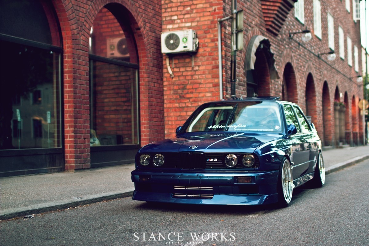 e30-m3-stanced-parked.jpg