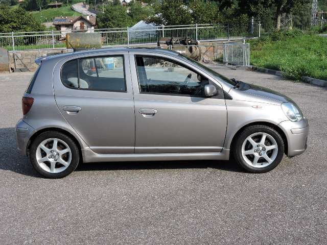 e8e59f24-1720-47dd-a436-956dac79409b_toyota-yaris-1-5-ts-2004.jpg