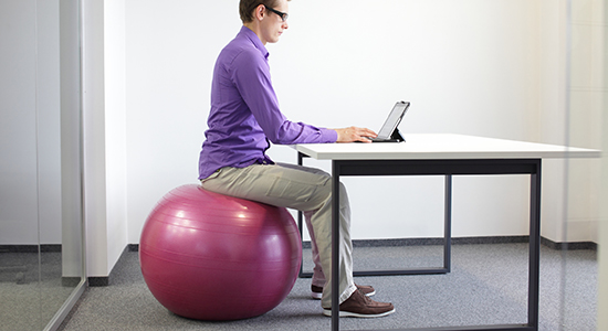 ellness-health-exercise-desk-medicine-ball-550x300.jpg
