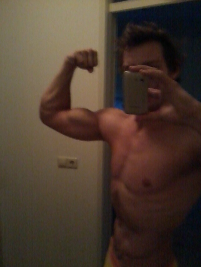 Front 2012-08-25 @82kg (3).jpg