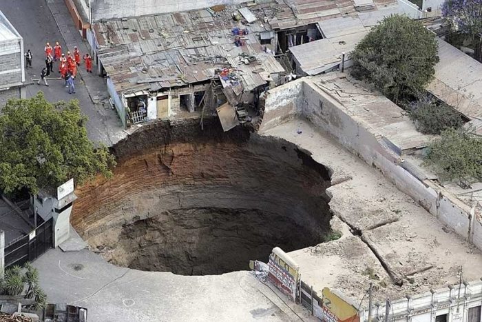 guatemala-sink-hole.jpg