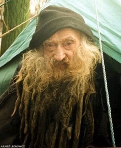 homeless-beard-250x305.jpg
