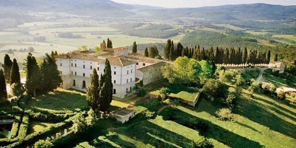 kasteel_Castello_di_Casole_Tuscany.jpg.608.jpg