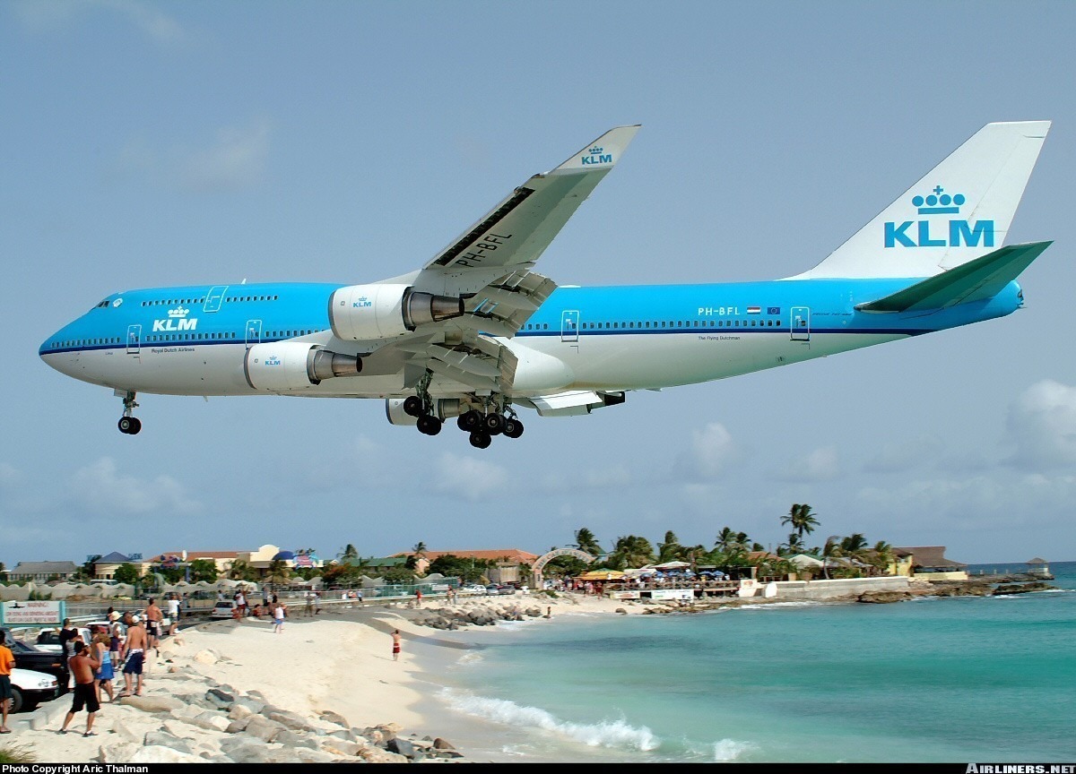 KLM%20747%20b%20-%20St.Maarten.jpg