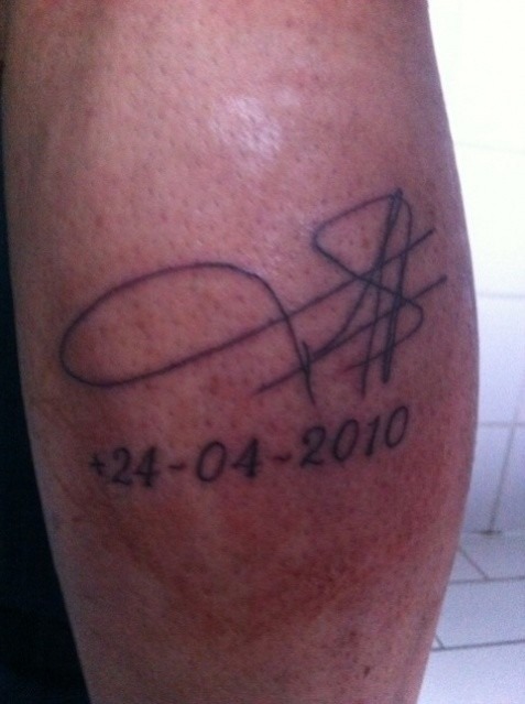 Kopie van tatoohandtekening.jpg