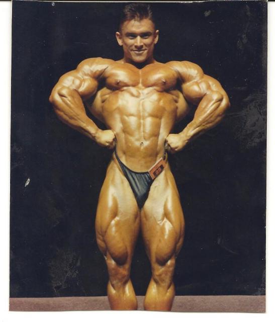 leesbodybuildingpics078gw4-1.jpg