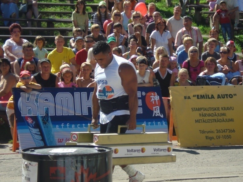 Letland strongman 039.jpg