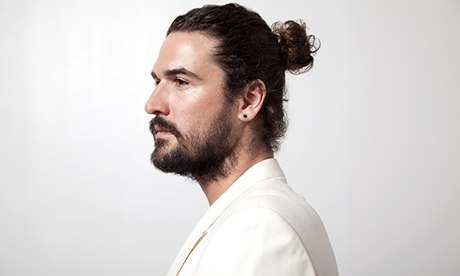 Man-bun-010.jpg