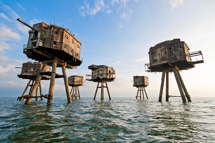maunsell-world-war-two-sea-forts-off-the-coast-of-kent-england.jpg