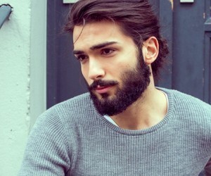 Men - Beard - Black and Full.jpg