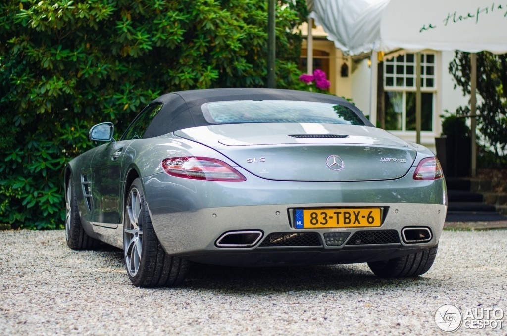 mercedes-benz-sls-amg-roadster-c183923022014181803_2.jpg