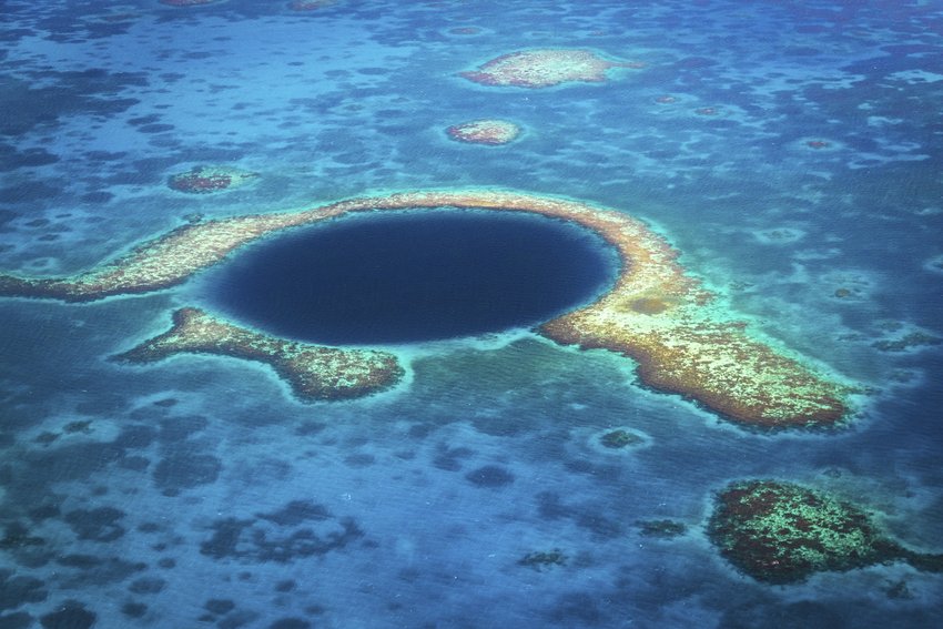 mysterious-places-blue-hole.jpg