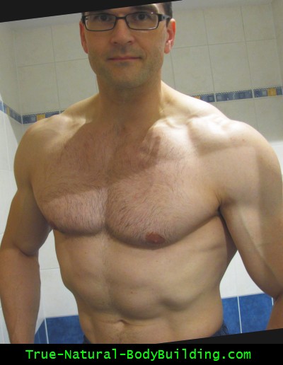 natural-bodybuilder-torso.jpg