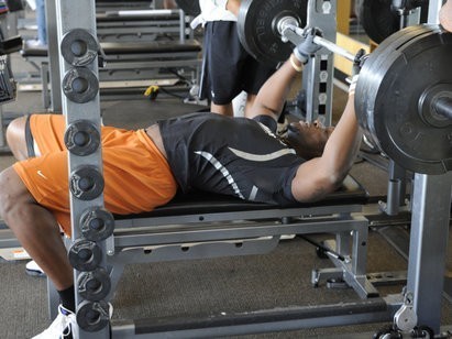nfl-combine-part-1-bench-press.jpg