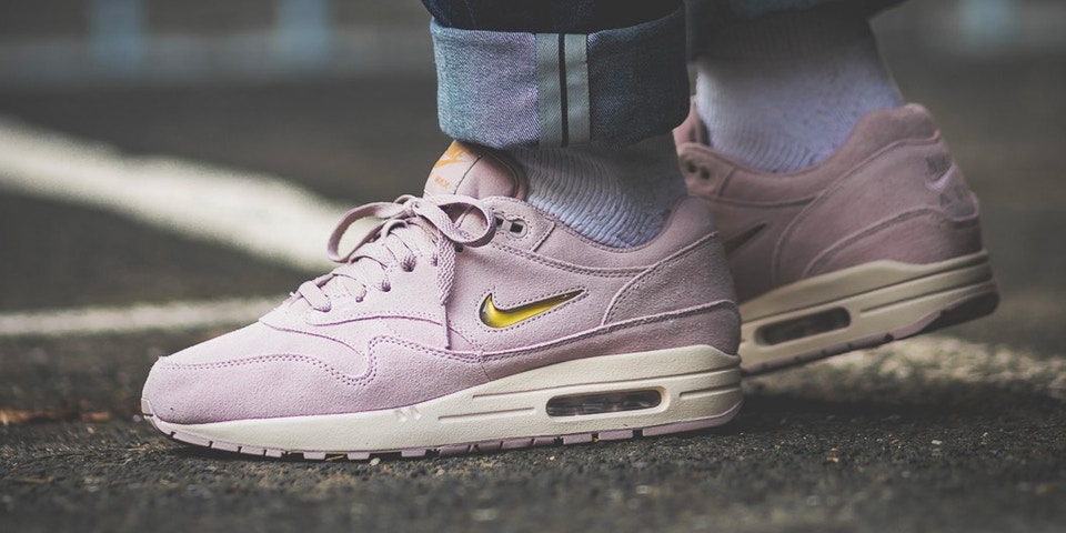 nike-air-max-1-jewel-particle-rose-release-date-tw.jpg