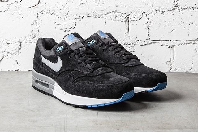 NIKE-AIR-MAX-1-PREMIUM-BLACK-N-BLUE.jpg