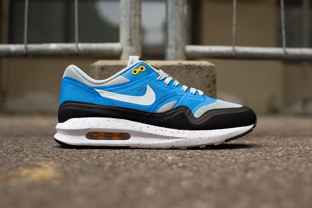 nike-air-max-lunar-1-photo-blue-11.jpg