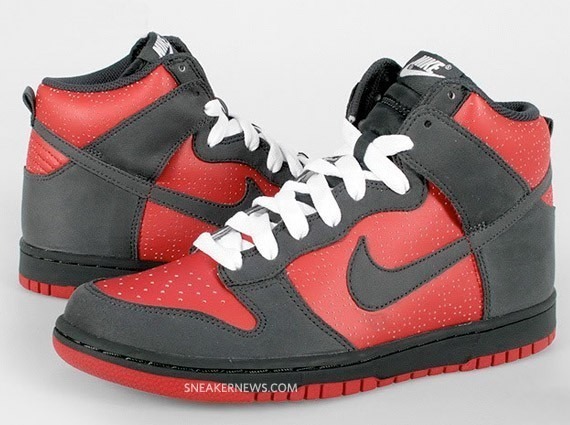 nike-dunk-grey-red-01.jpg