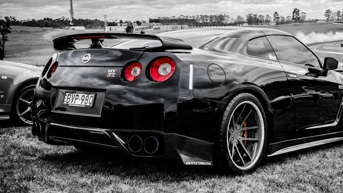 nissan-gtr-r35-1-1920x1080.jpg