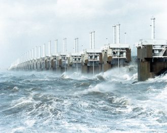 oosterscheldekering.jpg